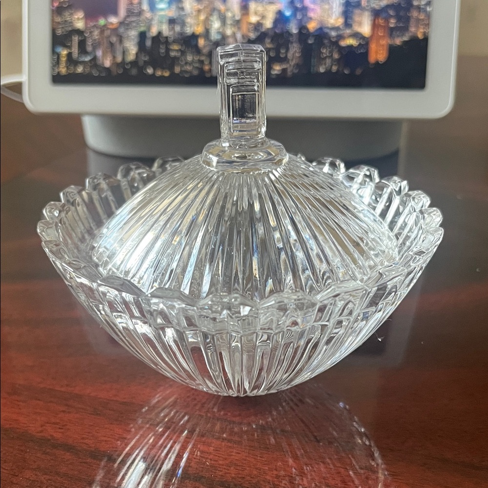 Elegant Clear Glass Candy Dish